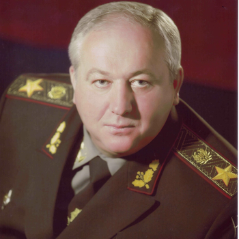 Александр Кихтенко