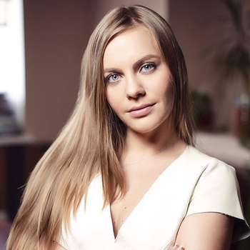 Елена Сотник