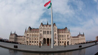 Венгрия выдвинула требование по закону об образовании