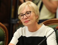 Денисова будет лично контролировать соблюдение прав Савченко