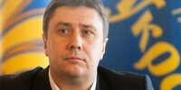 У Гройсмана поддержали введение санкций против издательств РФ