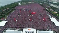 В Турции миллионы людей вышли на митинг