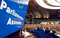 Президент ПАСЕ прокомментировал нападение на лагерь ромов