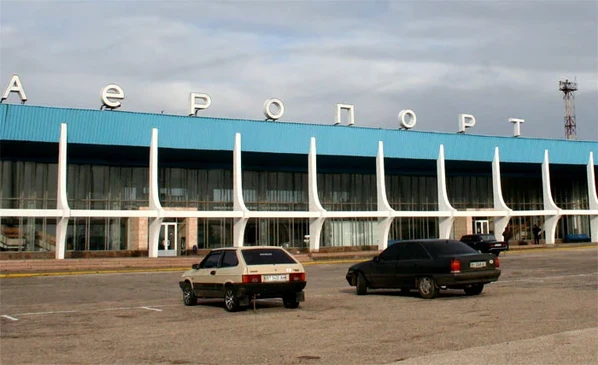 Первый рейс из аэропорта «Николаев» отменили